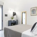Royal Boutique Nuova Gestione Hotel 3*