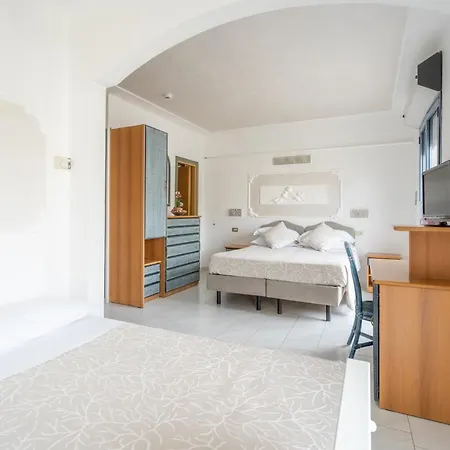 Royal Boutique Hotel 3*