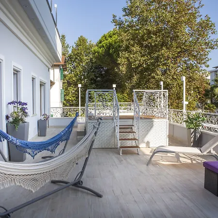 Royal Boutique Nuova Gestione 3* Riccione