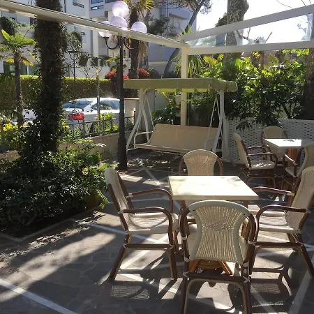 Royal Boutique Nuova Gestione Hotel Riccione