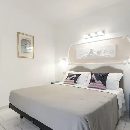 Royal Boutique Nuova Gestione Riccione