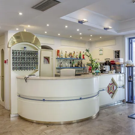 Royal Boutique Nuova Gestione Hotel Riccione