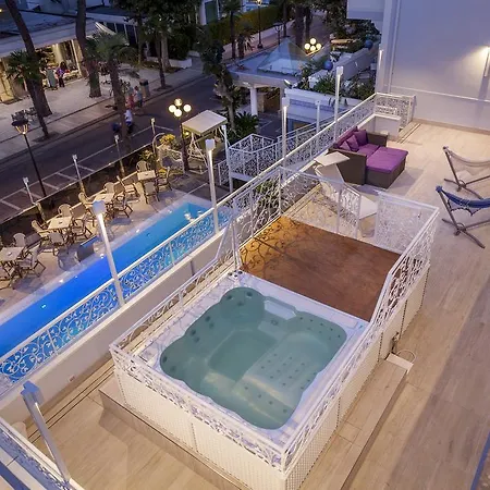 Hotel Royal Boutique Nuova Gestione 3*