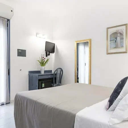 Royal Boutique Nuova Gestione Hotel 3*