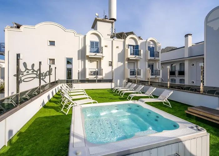 Hotell Royal Boutique 3*