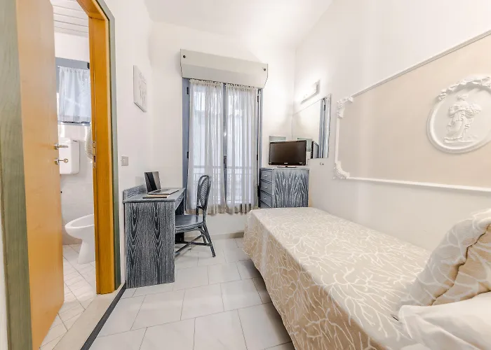 Royal Boutique Hotell 3*