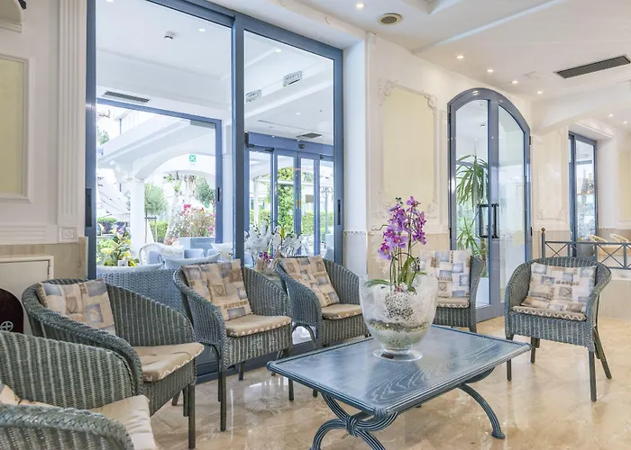 Royal Boutique 3* Riccione