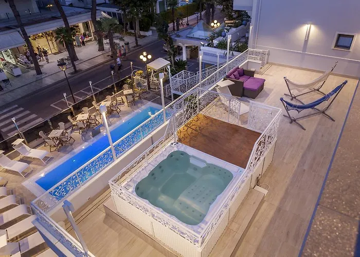 Hotell Royal Boutique 3*