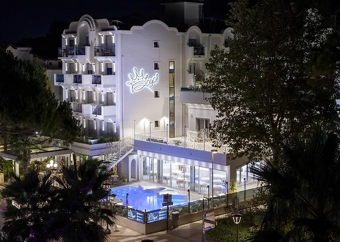 Hotell Royal Boutique 3*