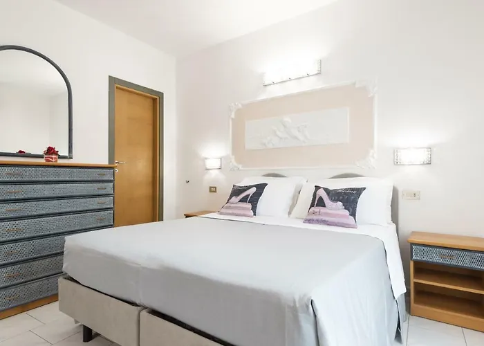 Hotell Royal Boutique 3*