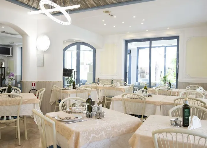 Hotell Royal Boutique 3*